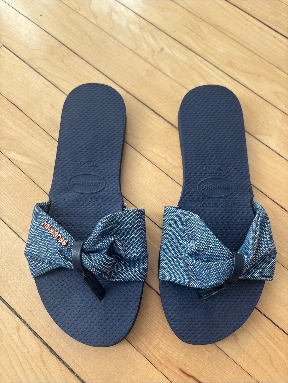 Havaianas Navy Bow Slide Sandals
